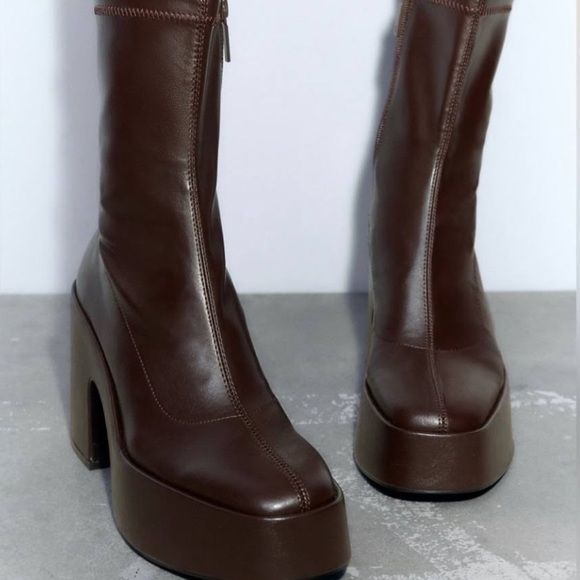 Zara Brown Chunky Heels - Picture 1 of 3